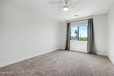 Bedroom - 4233 E Fairmount Ave, Phoenix, AZ 85018 photo 5 of 7