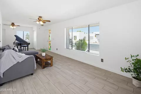 Living - 1107 E Michigan Ave, Phoenix, AZ 85022 photo 3 of 4