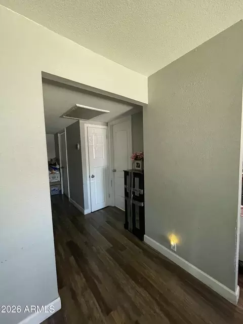 Entry Way - 2102 N 50th Ln, Phoenix, AZ 85035 photo 3 of 3
