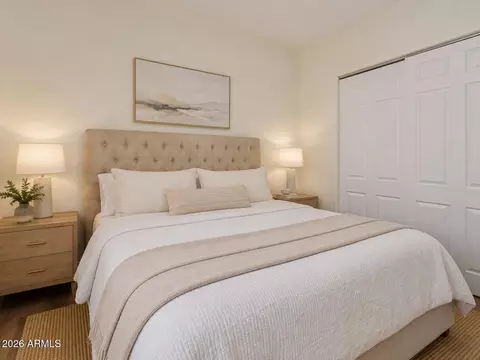 Bedroom - 5242 E Herrera Dr, Phoenix, AZ 85054 photo 3 of 6