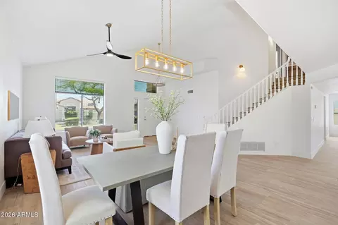 Dining - 4344 E Meadow Dr, Phoenix, AZ 85032 photo 2 of 3