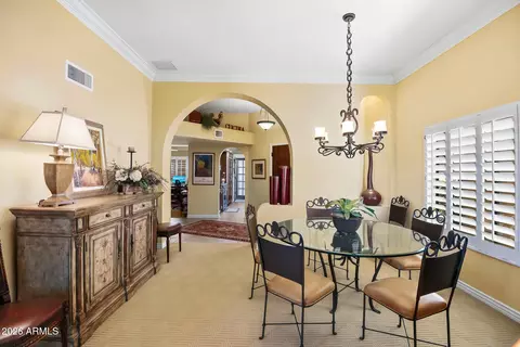 Dining - 4116 E Paradise Dr, Phoenix, AZ 85028 photo 1 of 2