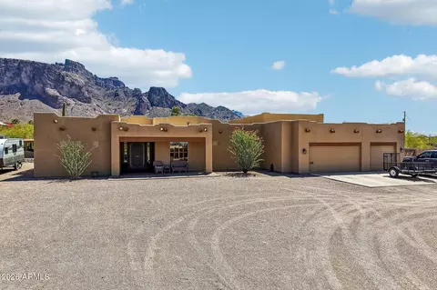 Exterior - 1547 N Val Vista Rd, Apache Junction, AZ 85119 photo 12 of 14