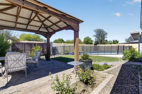 418 W Jasper Dr W, Chandler, AZ 85225