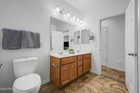Bath - 854 E Tekoa Ave, Gilbert, AZ 85298 photo 4 of 4