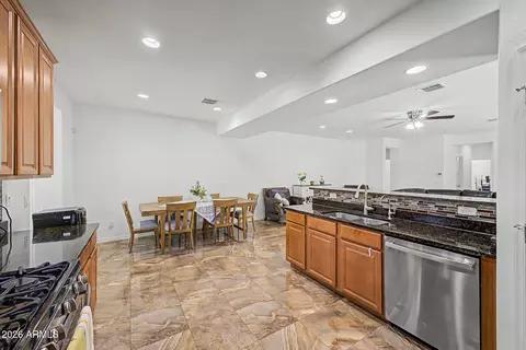 Kitchen - 854 E Tekoa Ave, Gilbert, AZ 85298 photo 2 of 3
