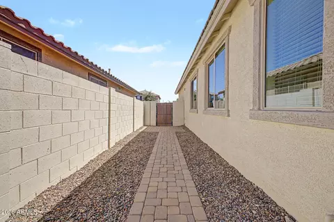 Exterior - 854 E Tekoa Ave, Gilbert, AZ 85298 photo 5 of 5