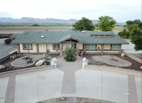 5900 E Hancock Pl, Safford, AZ 85546
