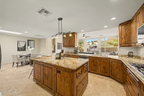 Kitchen - 5843 N 46th St, Phoenix, AZ 85018 photo 4 of 4