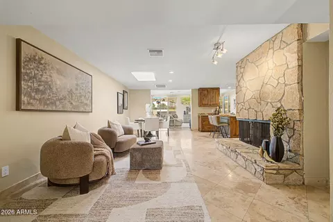 Living - 5843 N 46th St, Phoenix, AZ 85018 photo 1 of 7