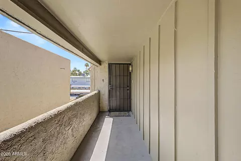 1701 W Tuckey Ln #233, Phoenix, AZ 85015