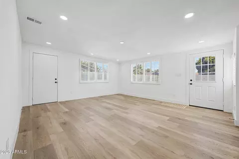 Living - 3719 W Evans Dr, Phoenix, AZ 85053 photo 3 of 5