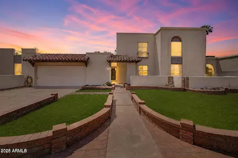 913 E Laguna Dr, Tempe, AZ 85282