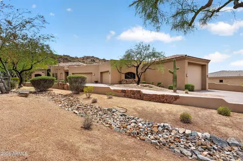 1611 E Desert Willow Dr, Phoenix, AZ 85048