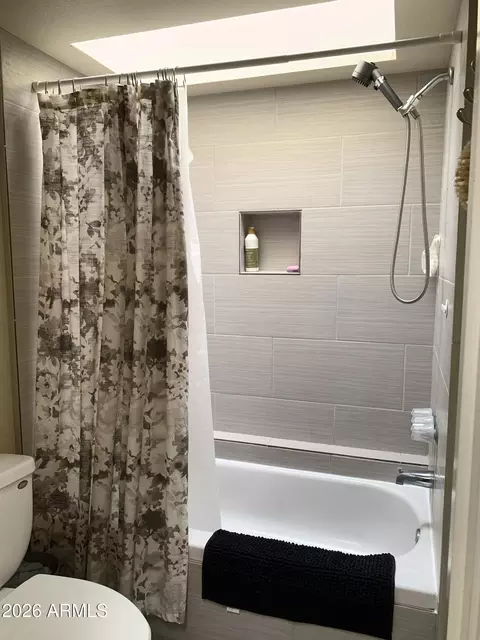 Bath - 4914 E Siesta Dr #2, Phoenix, AZ 85044 photo 4 of 4