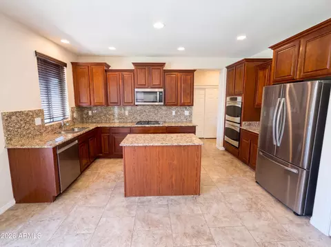 Kitchen - 5227 W Bent Tree Dr, Phoenix, AZ 85083 photo 2 of 3