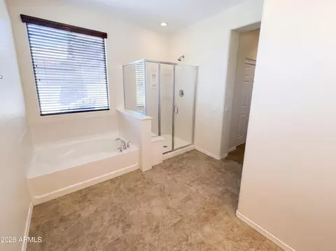 Bath - 5227 W Bent Tree Dr, Phoenix, AZ 85083 photo 1 of 7