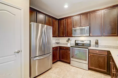 Kitchen - 7726 E Baseline Rd #228, Mesa, AZ 85209 photo 3 of 4