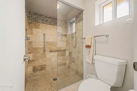 Bath - 7836 E Neville Ave, Mesa, AZ 85209 photo 2 of 3