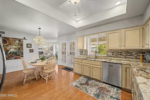 Kitchen - 7836 E Neville Ave, Mesa, AZ 85209 photo 4 of 5