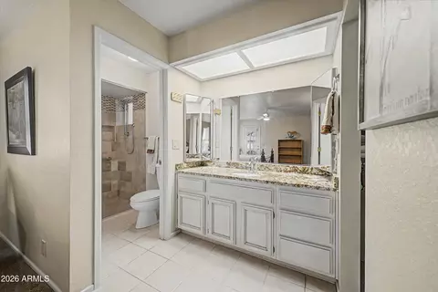 Bath - 7836 E Neville Ave, Mesa, AZ 85209 photo 1 of 3
