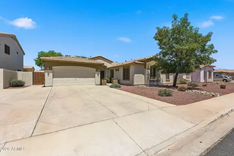 8216 W Crocus Dr, Peoria, AZ 85381