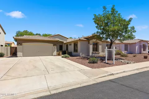 8216 W Crocus Dr, Peoria, AZ 85381