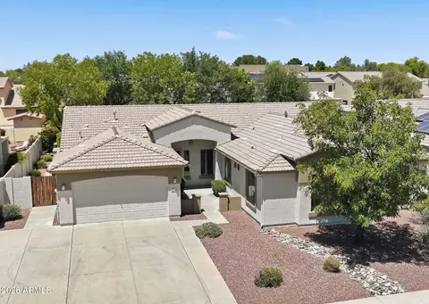 8216 W Crocus Dr, Peoria, AZ 85381