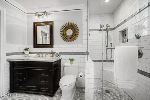 Bath - 3628 E Fairmount Ave, Phoenix, AZ 85018 photo 7 of 7