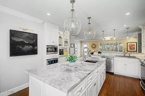 Kitchen - 3628 E Fairmount Ave, Phoenix, AZ 85018 photo 3 of 6