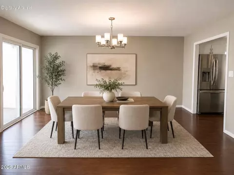 Dining - 4316 E Piccadilly Rd, Phoenix, AZ 85018 photo 1 of 1