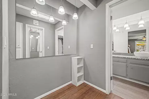Entry Way - 4316 E Piccadilly Rd, Phoenix, AZ 85018 photo 2 of 2