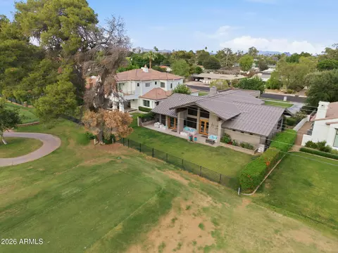 View/Area - 3422 N 60th St, Phoenix, AZ 85018 photo 3 of 4