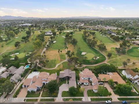 View/Area - 3422 N 60th St, Phoenix, AZ 85018 photo 4 of 4