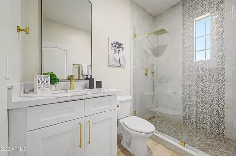 Bath - 1391 E Bluebird Dr, Gilbert, AZ 85297 photo 3 of 4