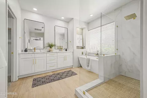 Bath - 1391 E Bluebird Dr, Gilbert, AZ 85297 photo 2 of 4