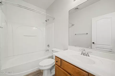 Bath - 4749 E Thunderheart Trl #103, Gilbert, AZ 85297 photo 4 of 4