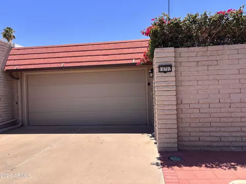 10707 W Cameo Dr, Sun City, AZ 85351