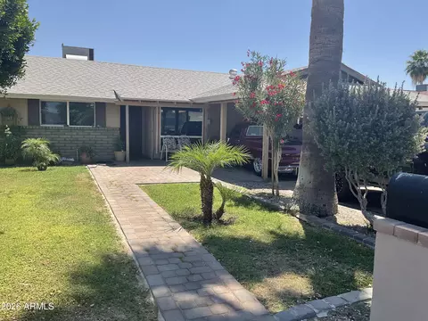 5617 W Hatcher Rd, Glendale, AZ 85302