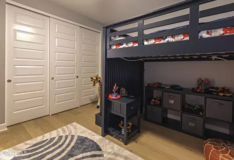 Bedroom - 215 E Ashwood Pl, Phoenix, AZ 85012 photo 4 of 6