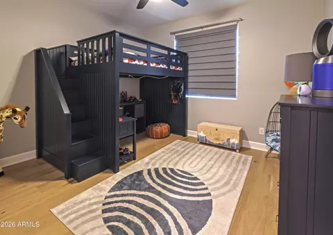 Bedroom - 215 E Ashwood Pl, Phoenix, AZ 85012 photo 3 of 6