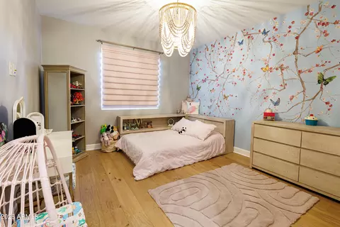 Bedroom - 215 E Ashwood Pl, Phoenix, AZ 85012 photo 5 of 6