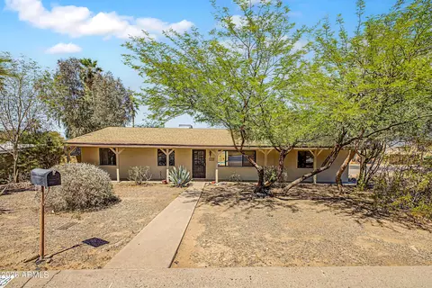 9438 N 16th Pl, Phoenix, AZ 85020