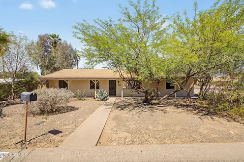 9438 N 16th Pl, Phoenix, AZ 85020