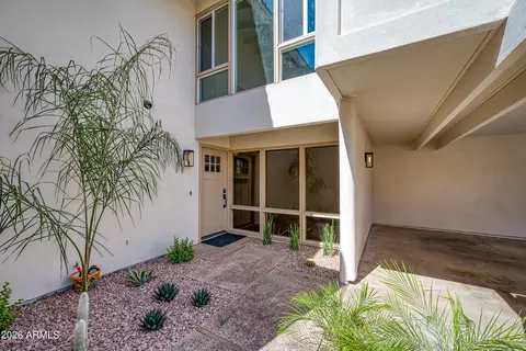 5631 N 79th St #2, Scottsdale, AZ 85250