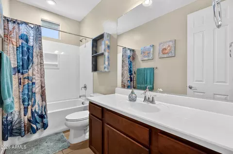 Bath - 3705 E Perkinsville St, Gilbert, AZ 85295 photo 3 of 4