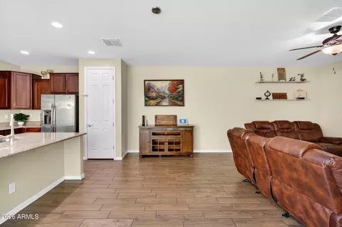 Entry Way - 3705 E Perkinsville St, Gilbert, AZ 85295 photo 2 of 5