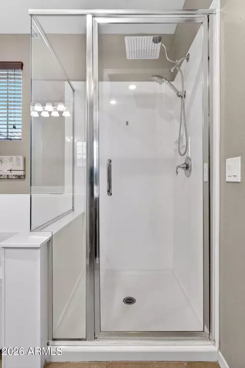 Bath - 3705 E Perkinsville St, Gilbert, AZ 85295 photo 2 of 4