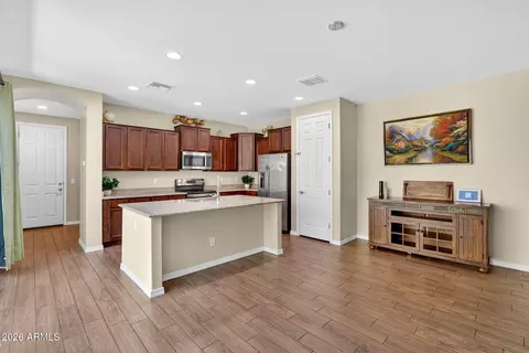 Kitchen - 3705 E Perkinsville St, Gilbert, AZ 85295 photo 2 of 6