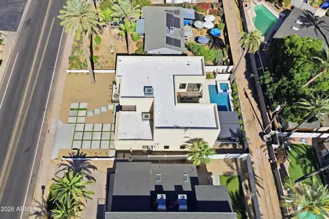 View/Area - 4317 E Campbell Ave, Phoenix, AZ 85018 photo 3 of 9